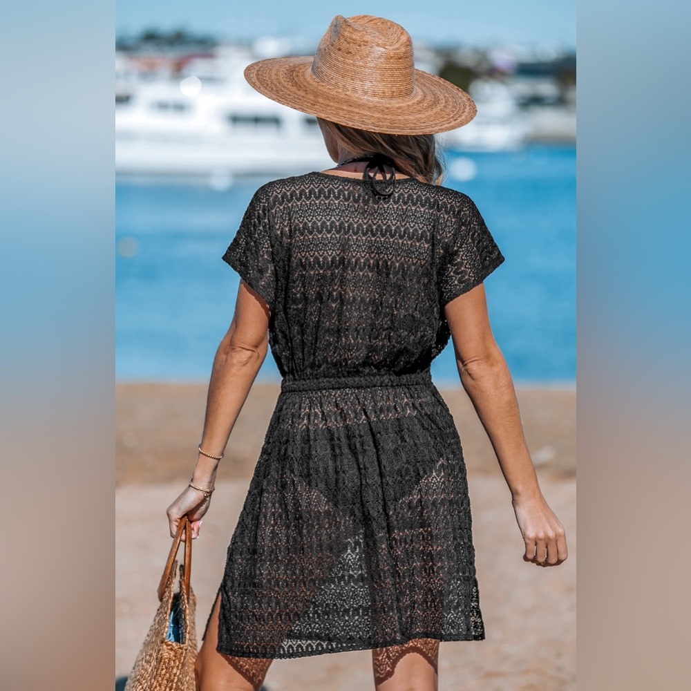 CUPSHE Artisanal noir plunge cover-up Color Black/Size Small NEW - Picture 2 of 3